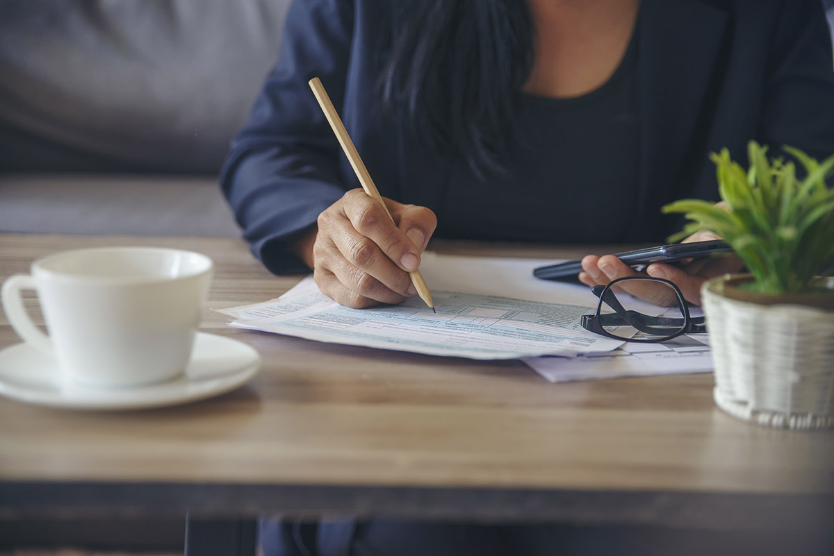 woman doing accounting